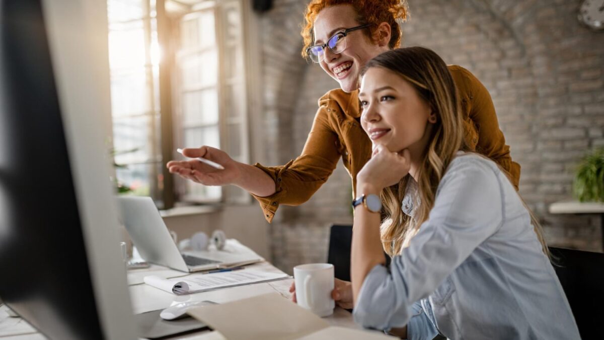des employés dans agence web